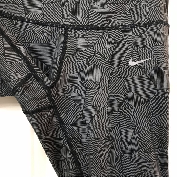 Nike Dri-Fit Racer 3.0 Running Crop Leggings Small - Picture 4 of 12